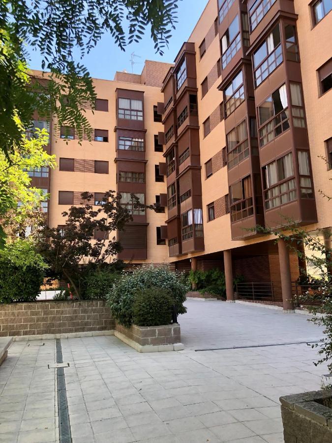 Apartamento Wanda Ifema Con Parking Y Piscina Madri Exterior foto