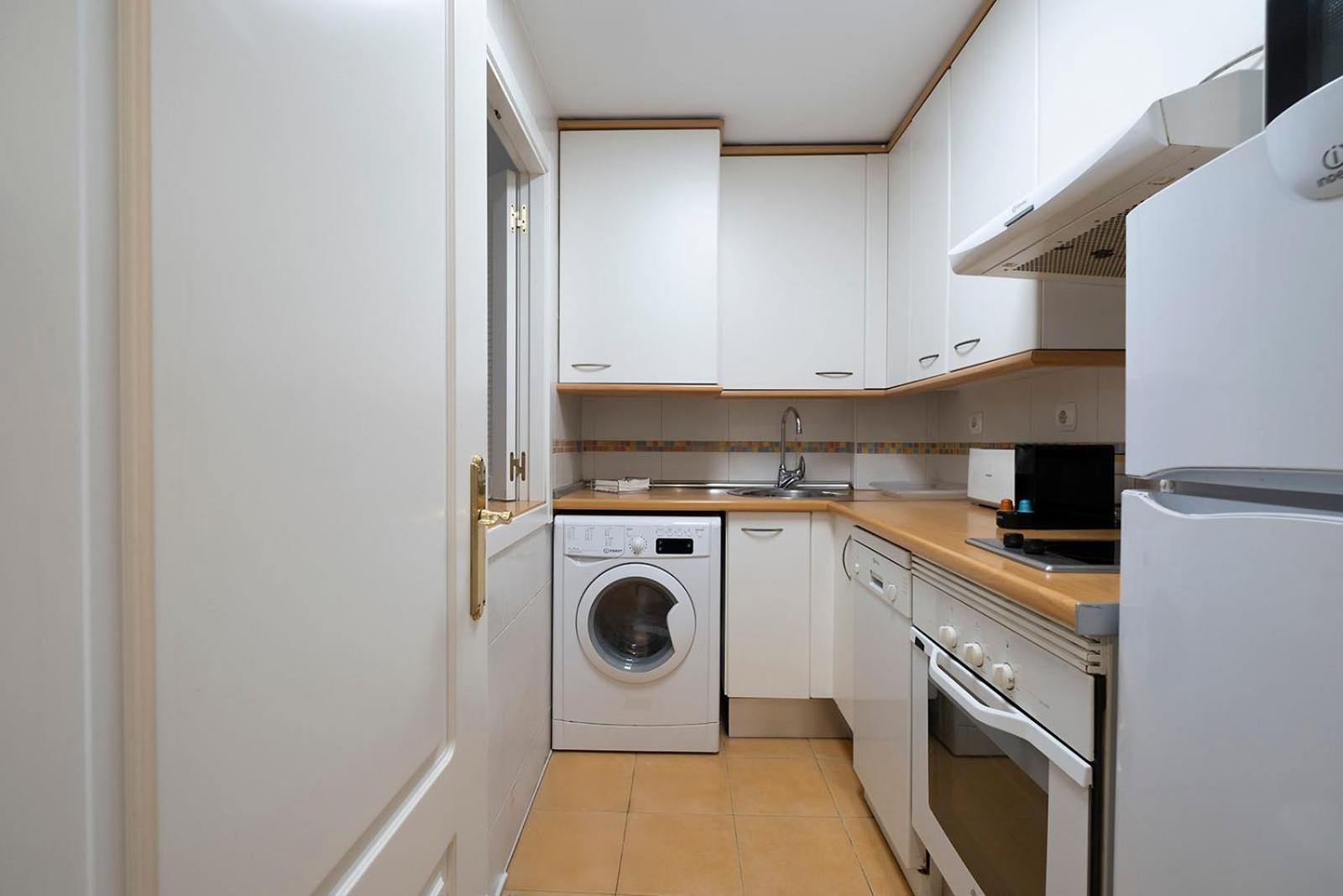 Apartamento Wanda Ifema Con Parking Y Piscina Madri Exterior foto